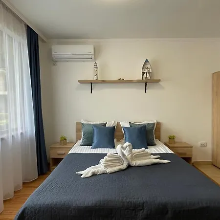 Summer Breeze 110 Cozi アパート *